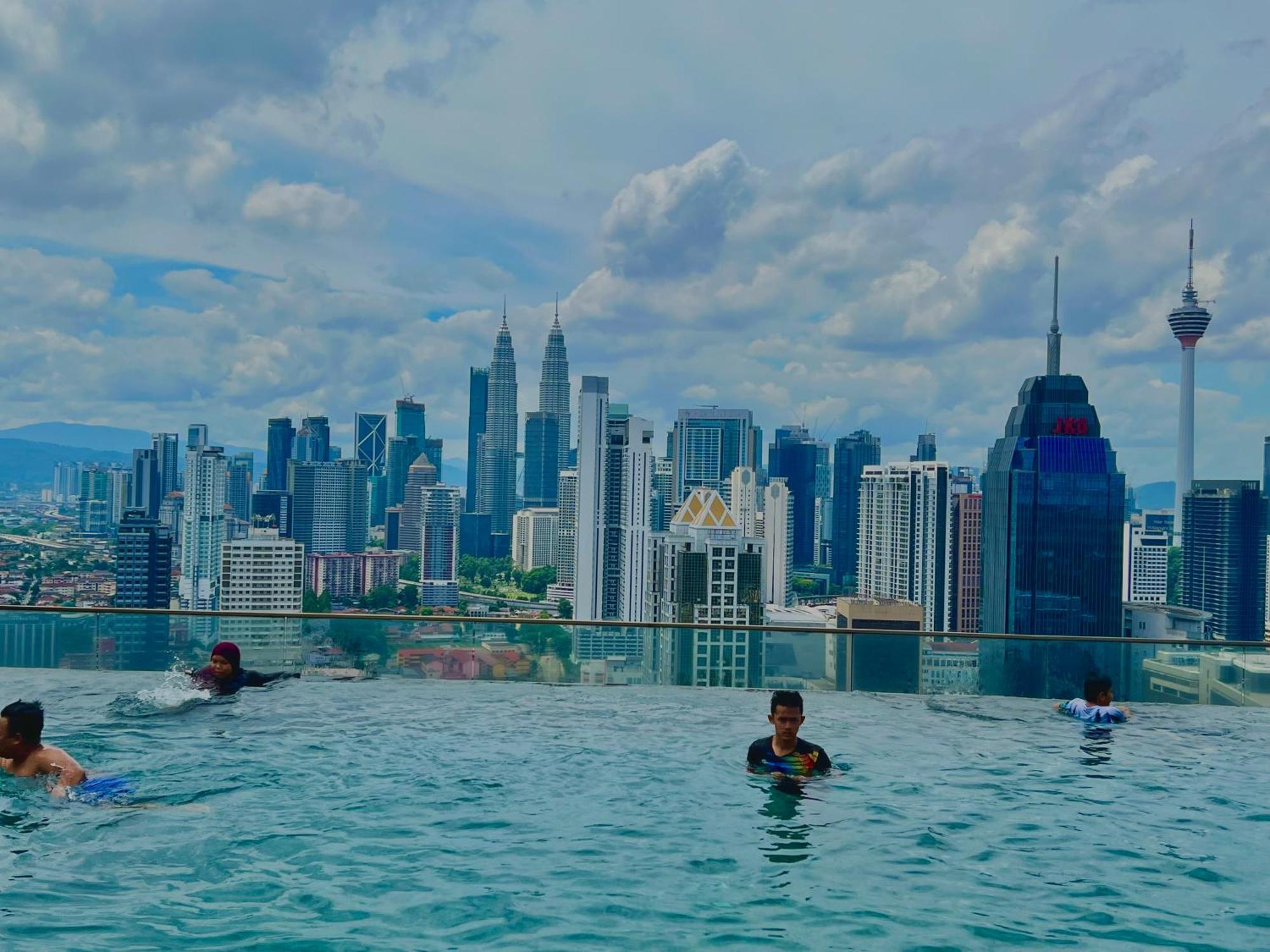 Regalia Service Klcc Skypool Kuala Lumpur