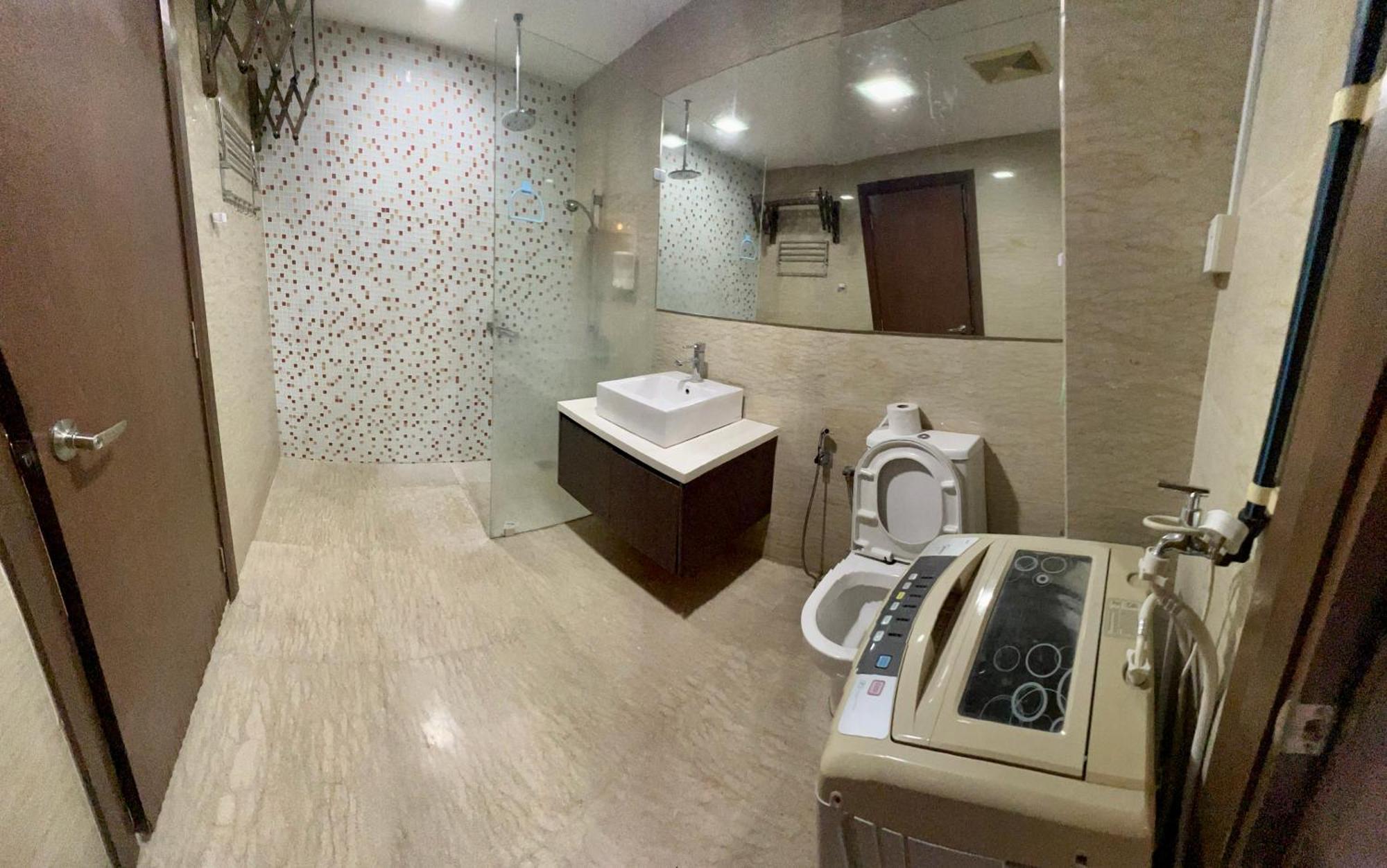 Regalia Service Klcc Skypool Kuala Lumpur