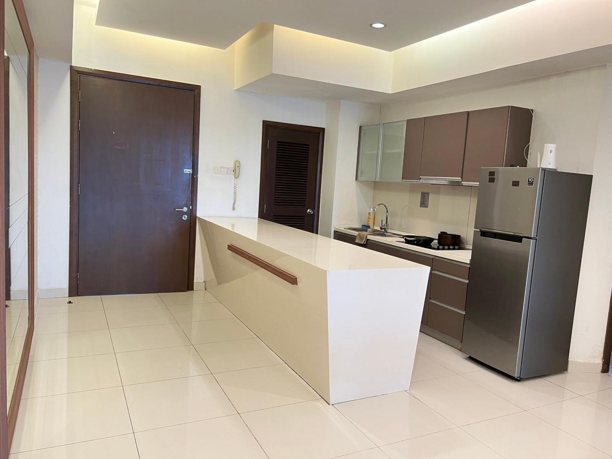 Regalia Service Klcc Skypool Apartment Kuala Lumpur