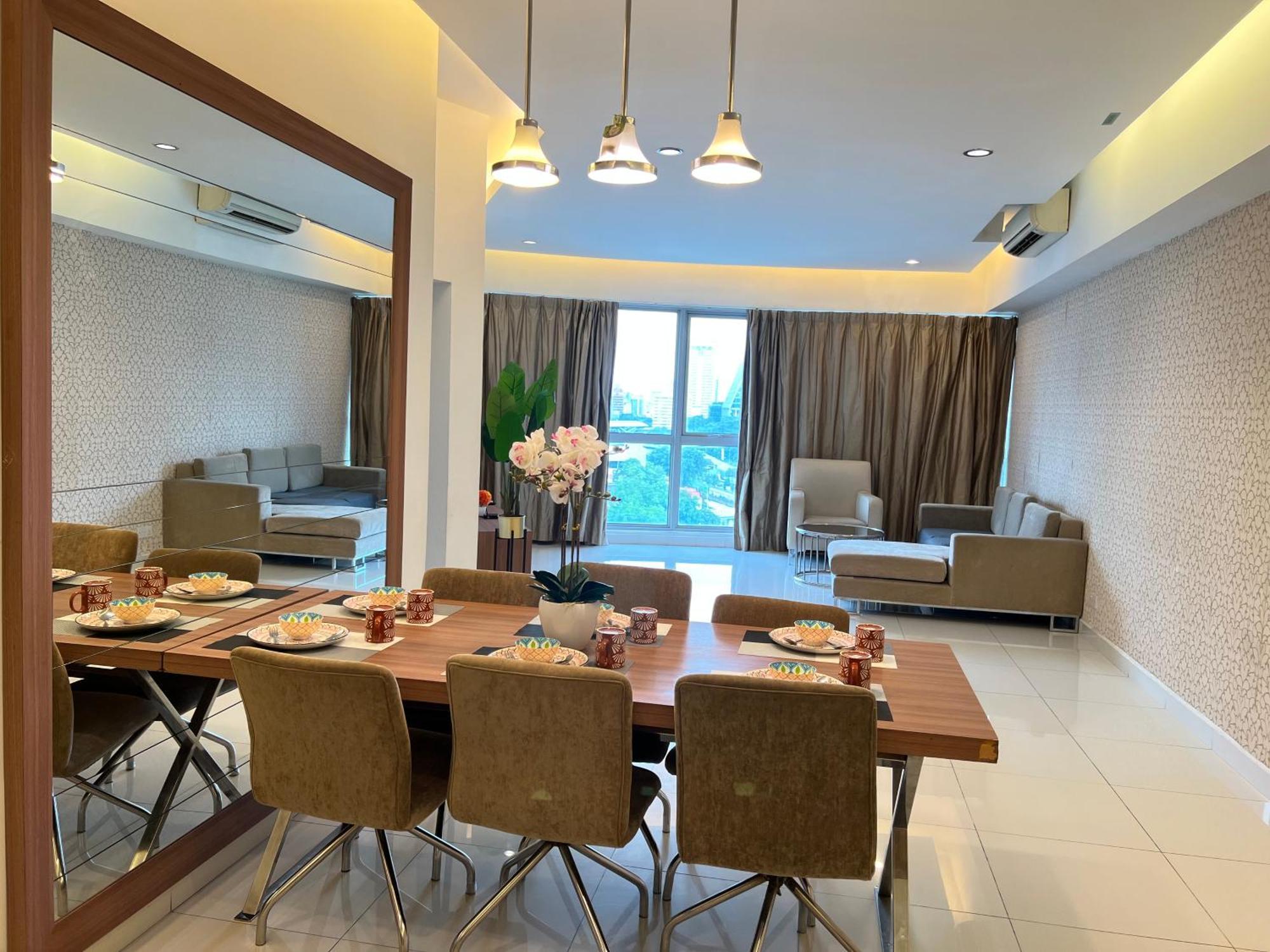 Apartemen Regalia Service Klcc Skypool *