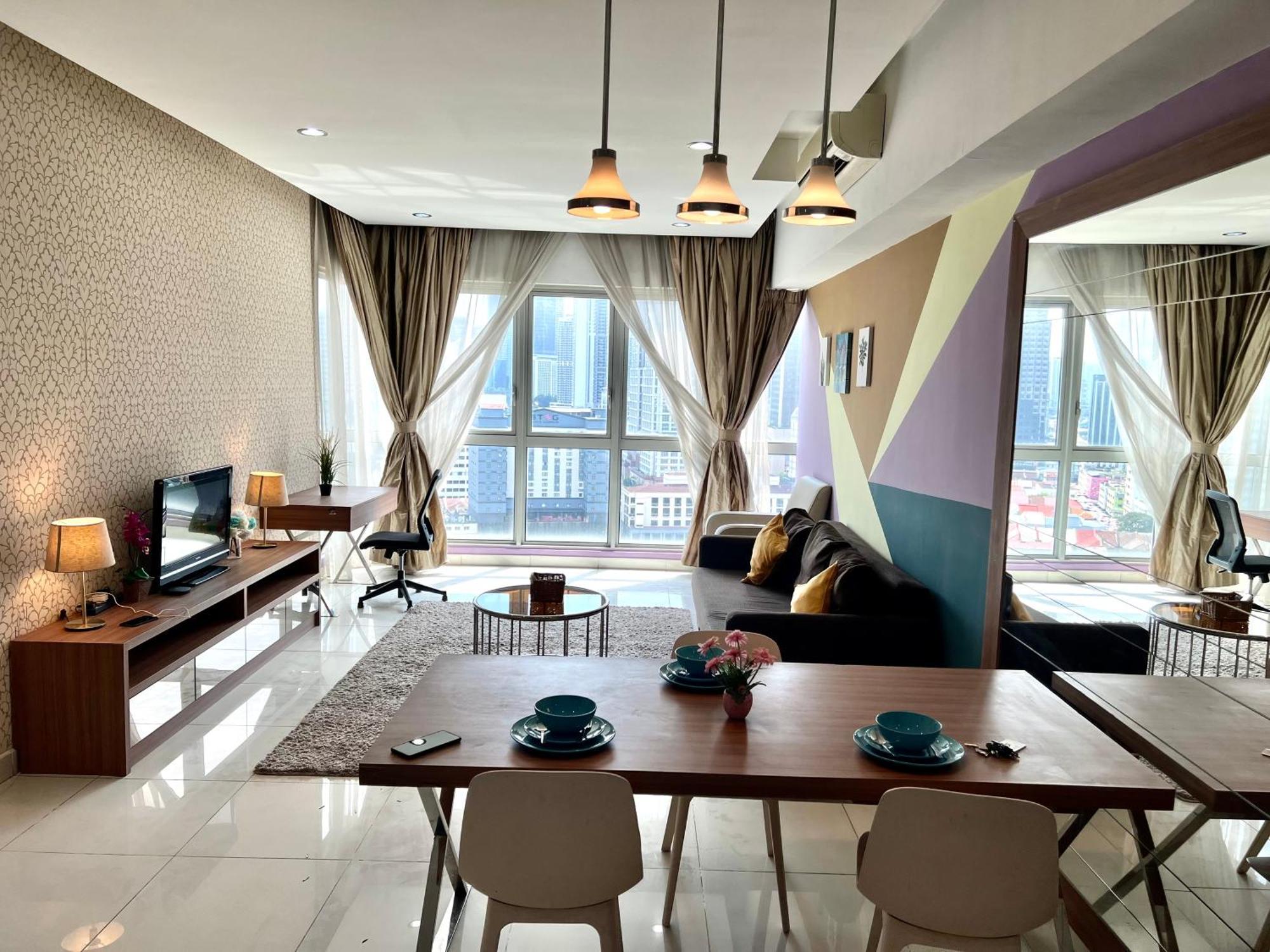 Apartment Regalia Service Klcc Skypool